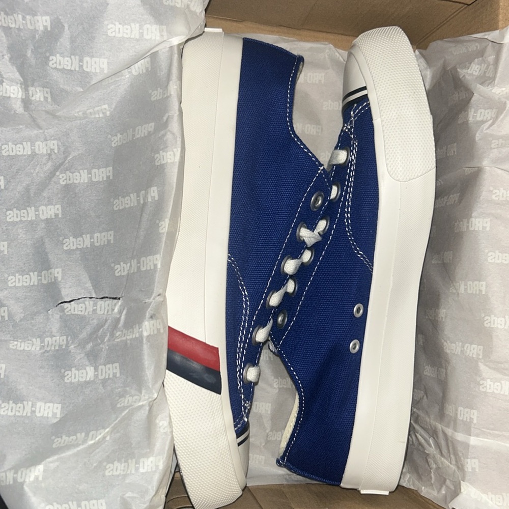 Pro Keds royal lo canvas blue MENS size 7.5 NWT
